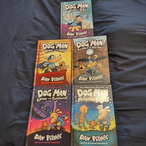 5 used Dogman books by Dav Pilkey. ( set 2) - Picture 1 of 3
